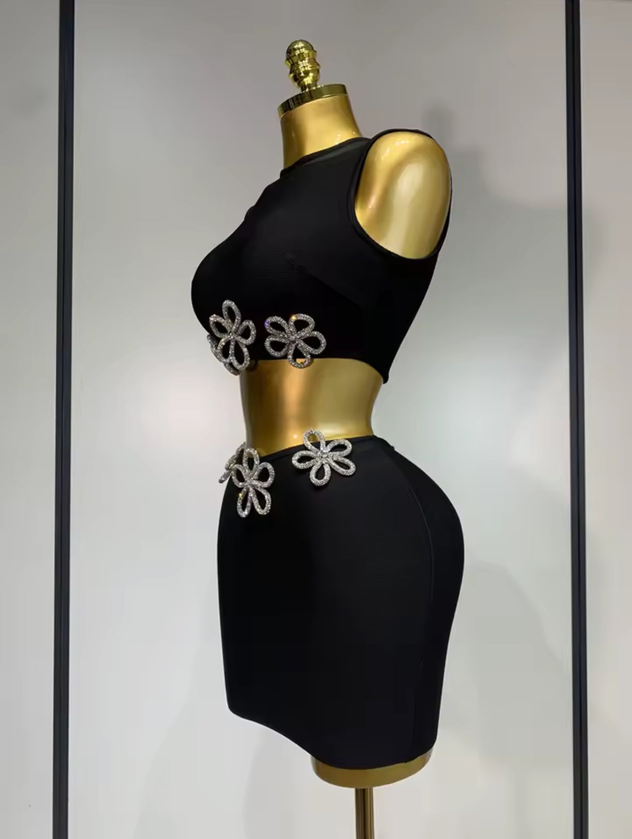 Dynamic Skirt Set